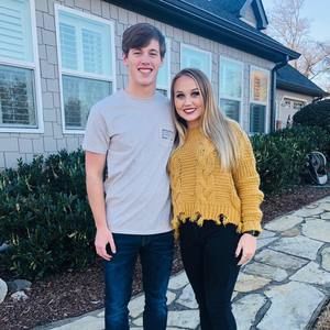 Meet your Posher, Madison